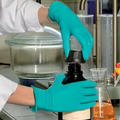 Gants Jetables Nitrile Mapa Solo 977 Taille 8, Boite De 100 -Nettoyage Outils Boutique gants jetables nitrile mapa solo 977 taille 8 boite 100 302612 2